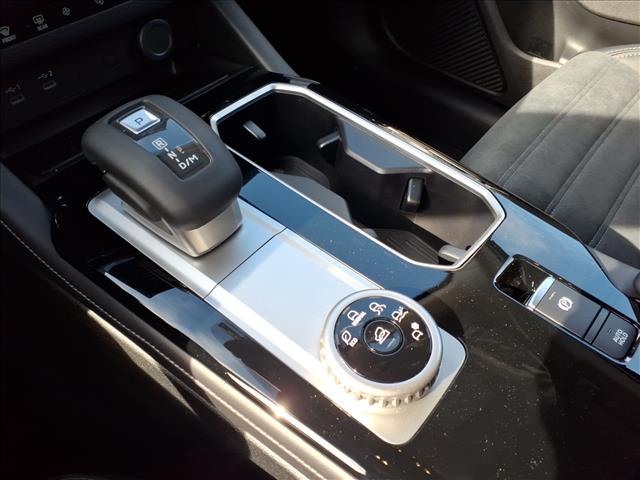 2026 Mitsubishi Outlander SE:1037N