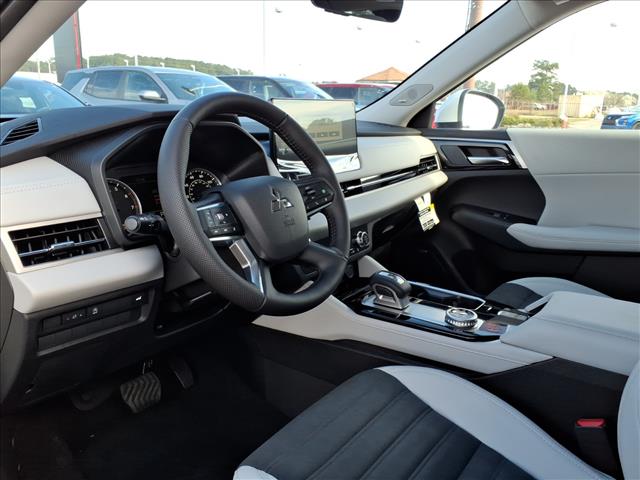 2026 Mitsubishi Outlander SE:1041N