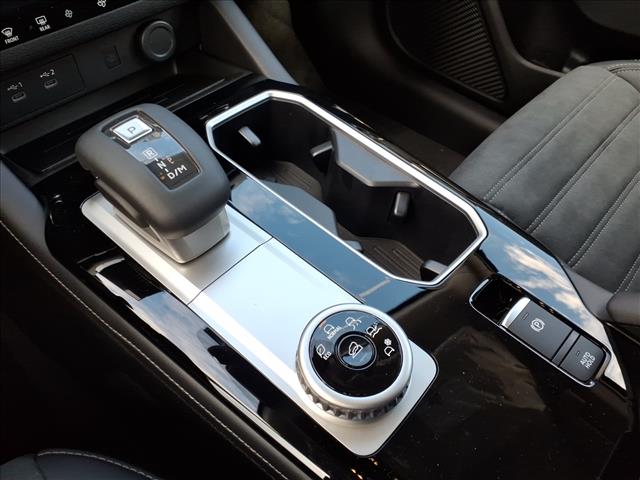 2026 Mitsubishi Outlander SE:1038N