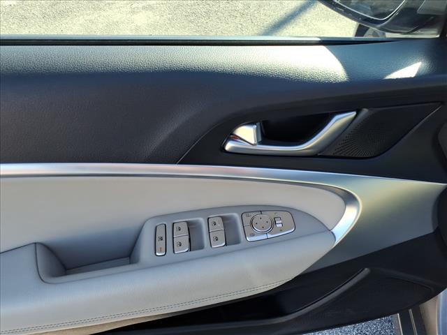 2022 Genesis G70 2.0T:1039U