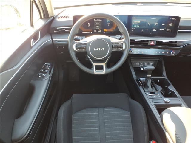2025 Kia K5 LXS:1106U