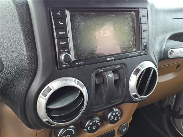 2013 Jeep Wrangler Sahara:1088U