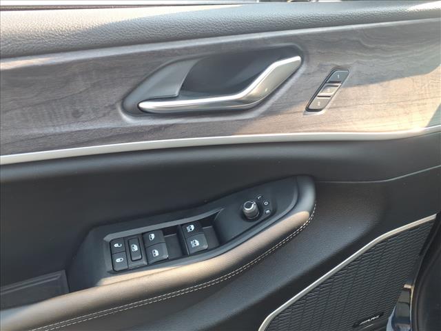 2024 Jeep Grand Cherokee 4xe:1300U
