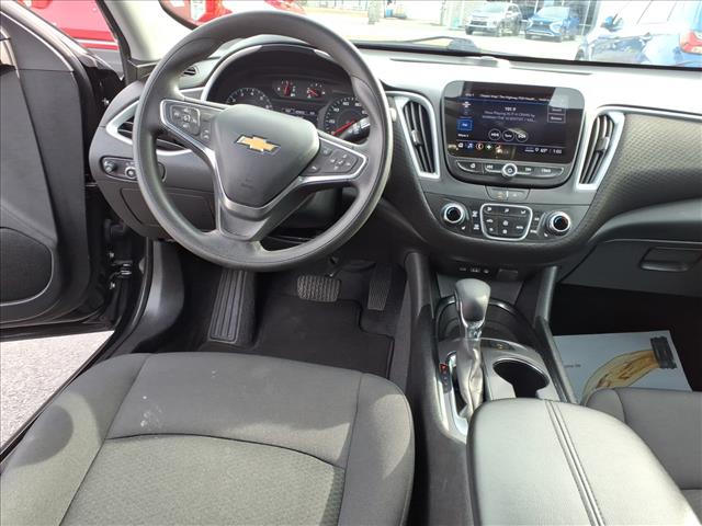 2024 Chevrolet Malibu LT:1030U