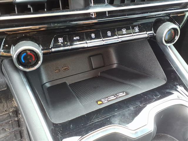 2024 Chevrolet Traverse FWD LT:1029U