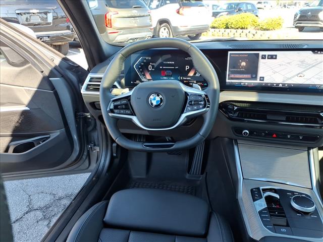 2025 BMW 3 Series 330i:1020U