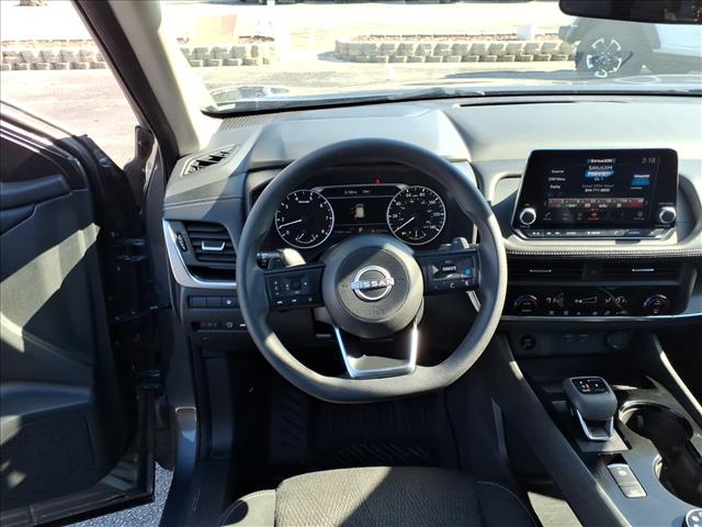 2024 Nissan Rogue SV:1335U