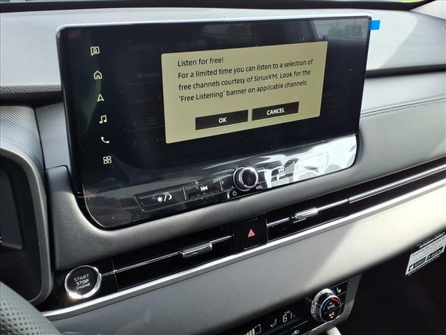 2025 Mitsubishi Outlander SE:2182M