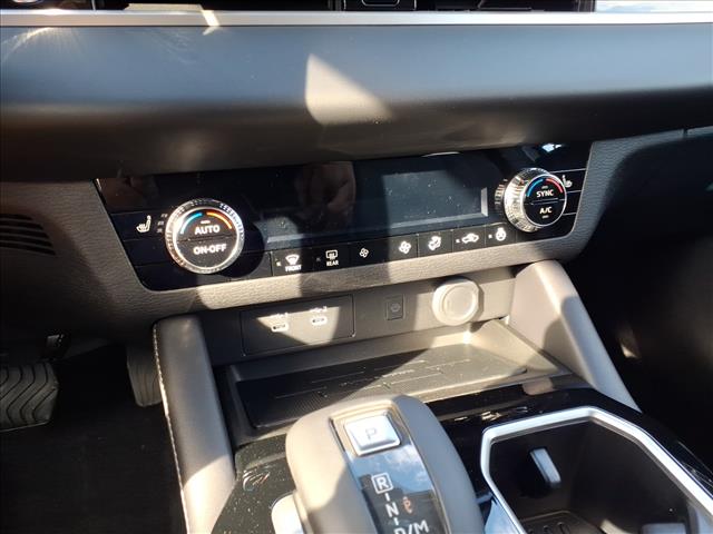 2026 Mitsubishi Outlander SE:1040N