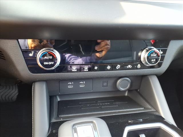 2026 Mitsubishi Outlander SE:1037N