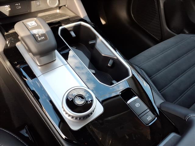 2026 Mitsubishi Outlander SE:1039N