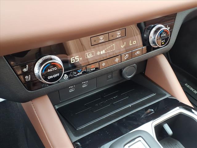 2025 Mitsubishi Outlander SEL:2184M