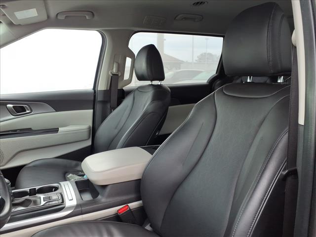 2024 Kia Carnival LX:1099U