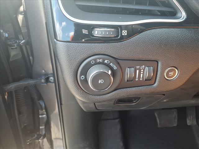 2023 Jeep Cherokee Altitude Lux:1296U