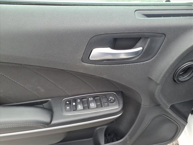 2023 Dodge Charger SXT:1041U