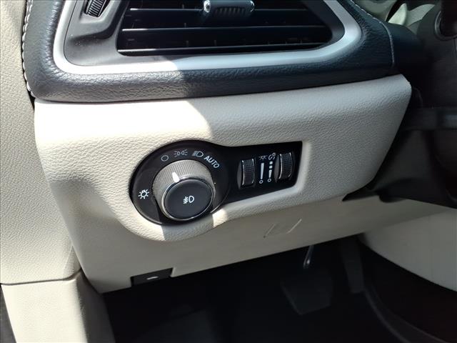 2024 Chrysler Pacifica Plug-In Hybrid Hybrid Select:1149U