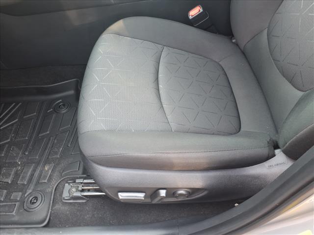 2024 Toyota RAV4 XLE:1253U