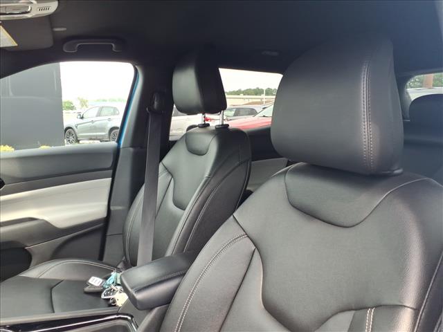 2025 Jeep Compass Limited:1230U
