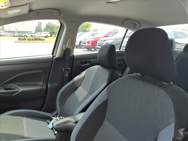 2025 Nissan Versa SV:1186U