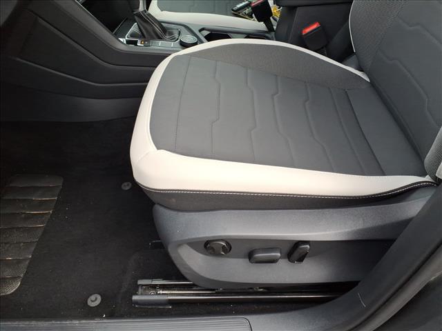 2025 Volkswagen Taos SE:1096U