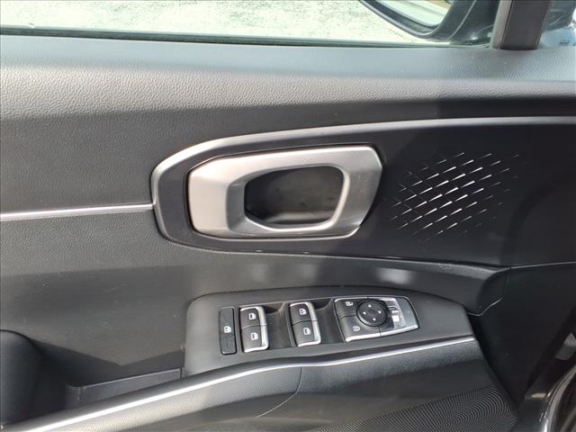 2022 Kia Sorento LX:16914T