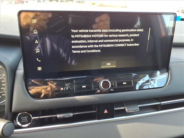 2026 Mitsubishi Outlander SE:1037N