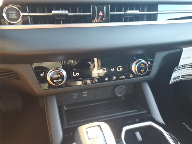 2026 Mitsubishi Outlander SE:1077N