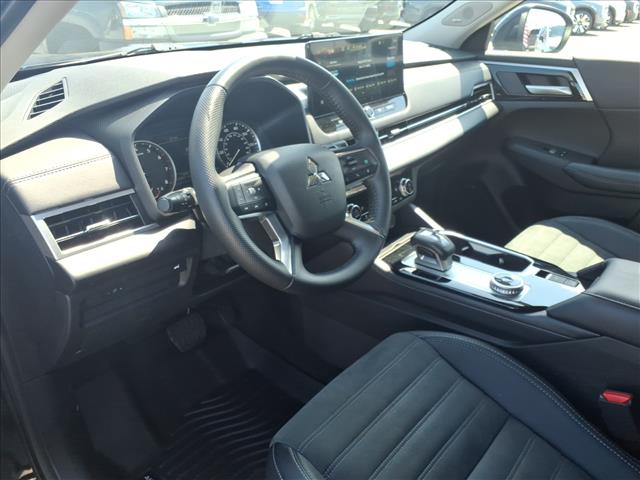 2025 Mitsubishi Outlander SE:1294U