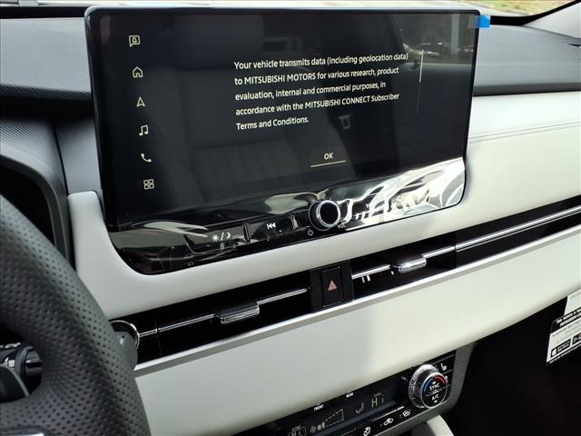 2025 Mitsubishi Outlander Platinum Edition:2188M