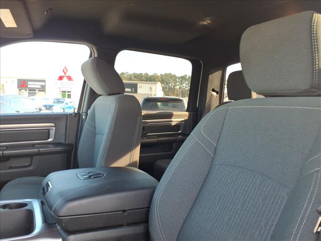 2023 RAM 1500 Classic Warlock:1069U