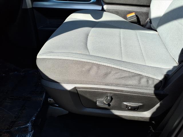 2023 RAM 1500 Classic SLT:1042U