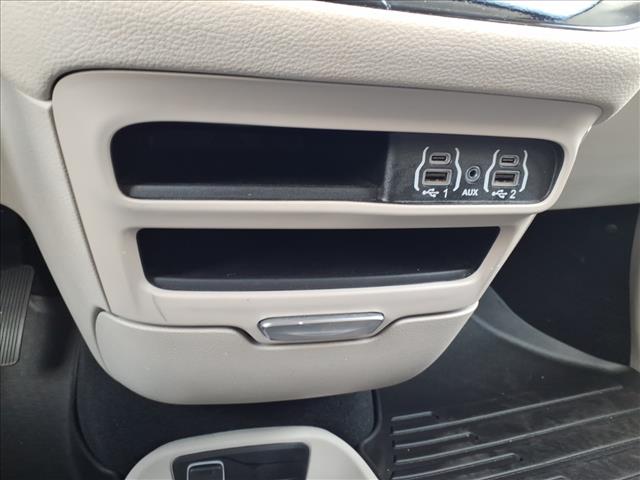 2024 Chrysler Pacifica Plug-In Hybrid Hybrid Select:1149U