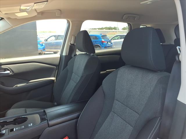 2024 Nissan Rogue SV:1166U
