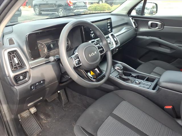 2022 Kia Sorento LX:16914T