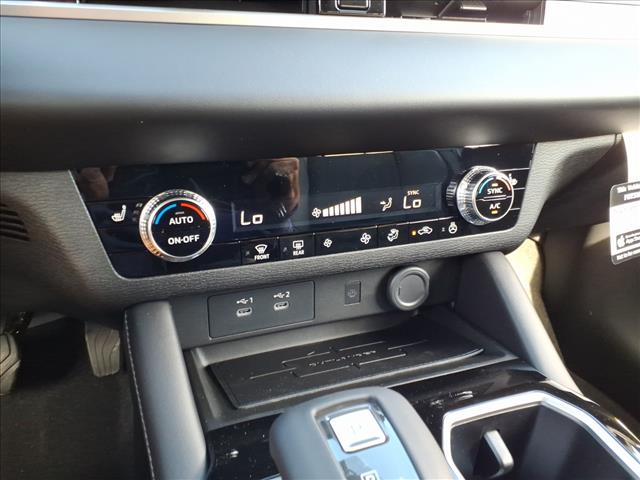 2026 Mitsubishi Outlander SE:1034N