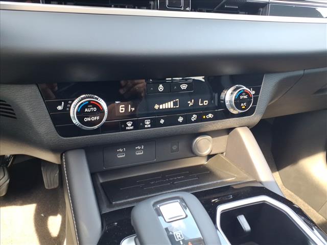 2026 Mitsubishi Outlander SE:1045N