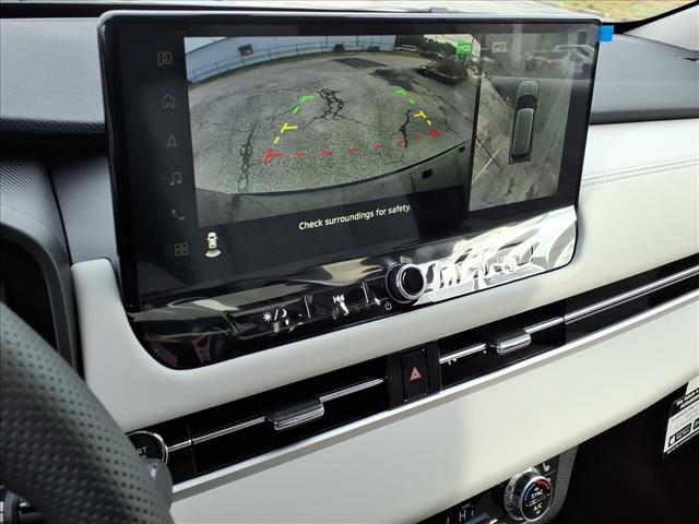 2025 Mitsubishi Outlander Platinum Edition:2188M