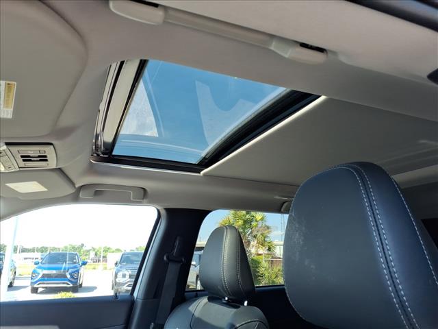 2024 Mitsubishi Outlander PHEV SE:1157U