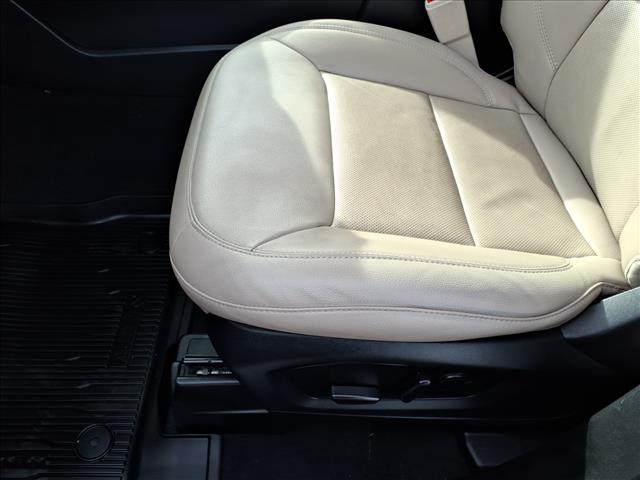 2022 Ford Explorer Limited:1026U