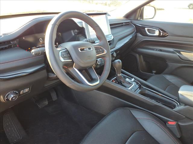 2025 Jeep Compass Trailhawk:1066U