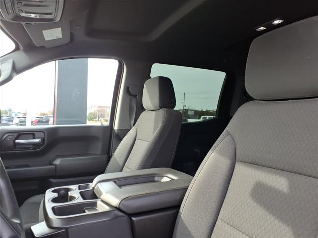 2022 Chevrolet Silverado 1500 Limited Custom Trail Boss:1022U