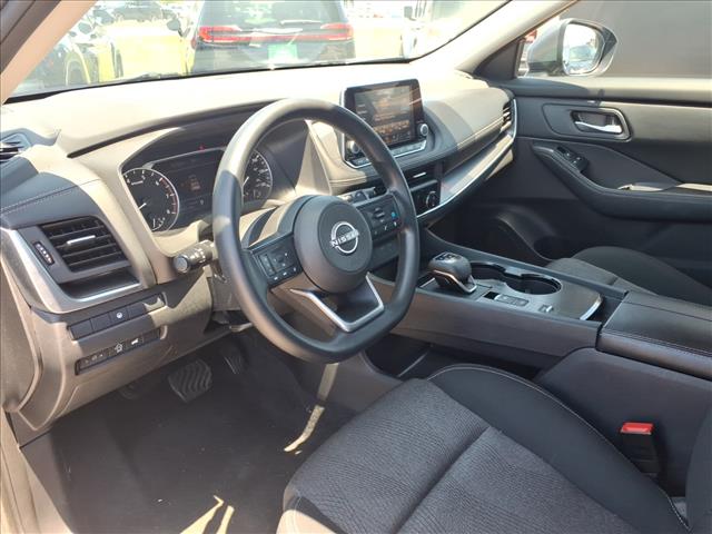 2024 Nissan Rogue SV:1166U