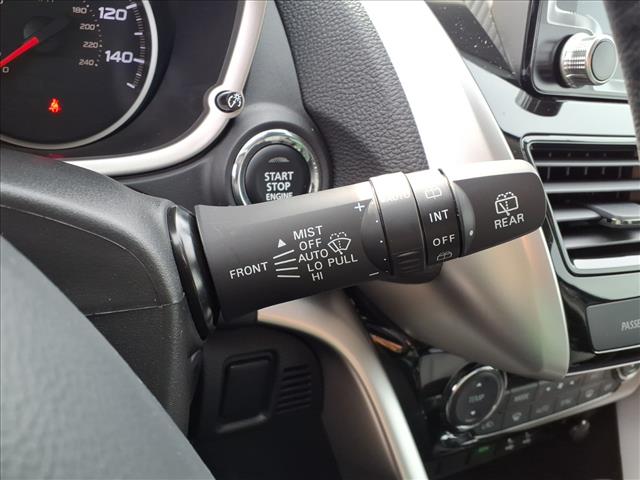 2026 Mitsubishi Eclipse Cross SE:2203M