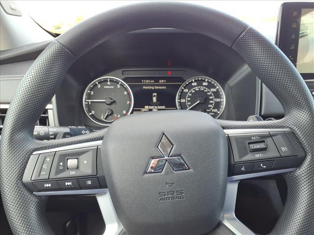 2026 Mitsubishi Outlander ES:1042N