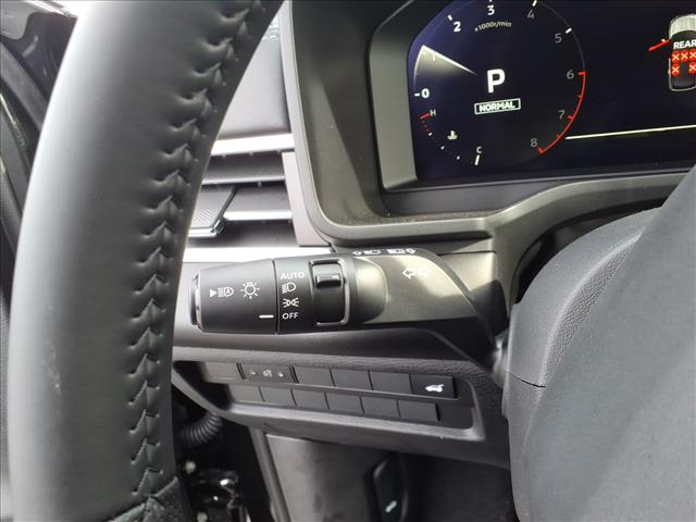 2025 Mitsubishi Outlander SE:2182M