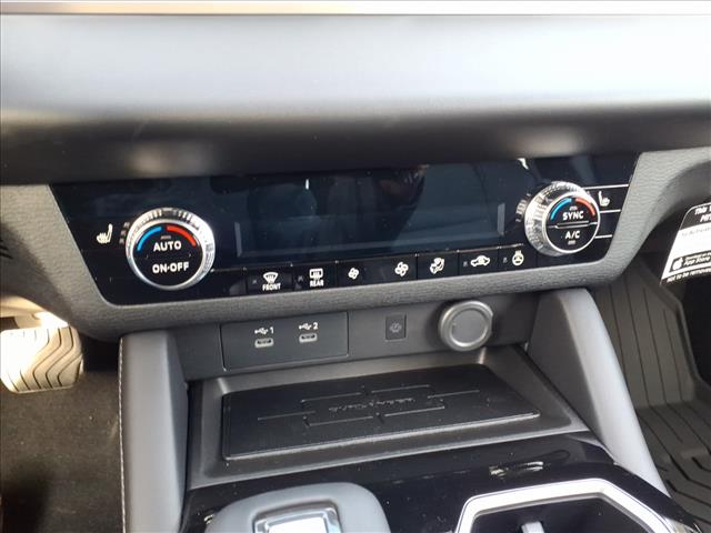 2026 Mitsubishi Outlander SE:1026N