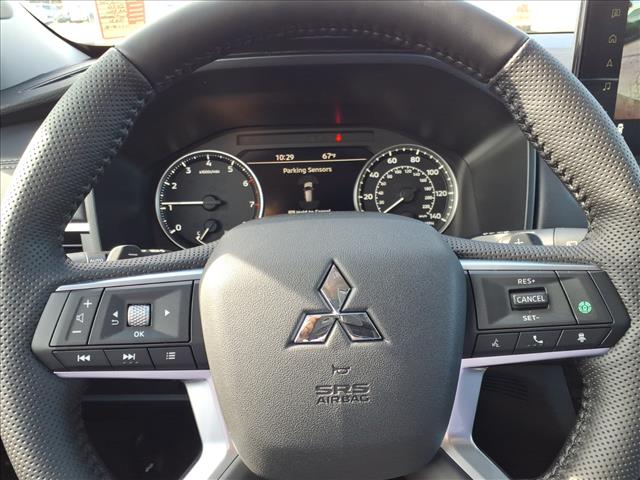 2026 Mitsubishi Outlander SE:1037N