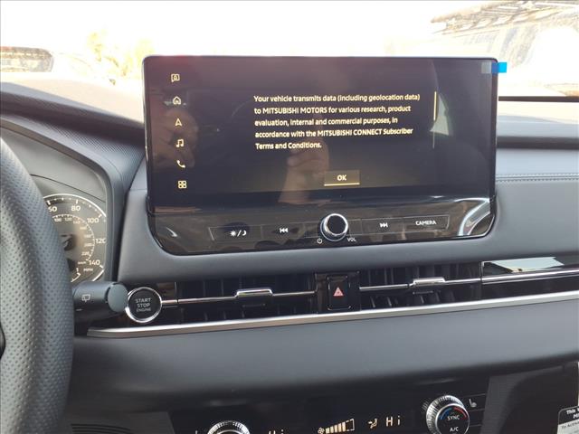 2026 Mitsubishi Outlander SE:1032N