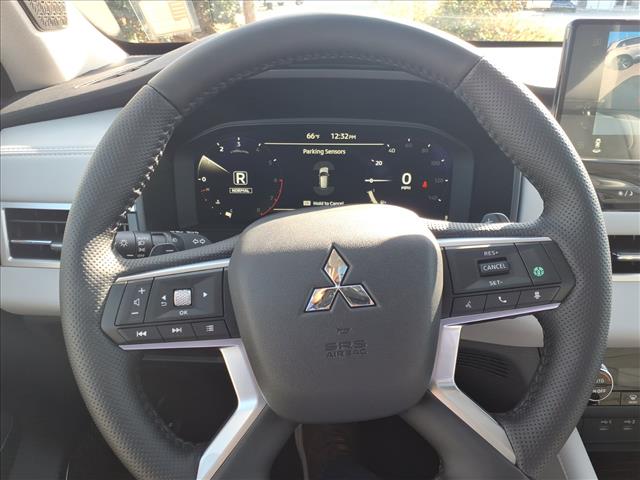 2026 Mitsubishi Outlander SE:1018N