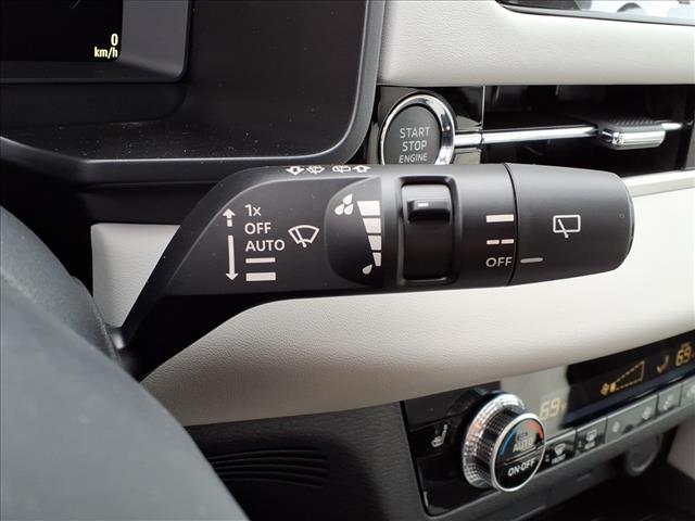 2025 Mitsubishi Outlander SE:2197M